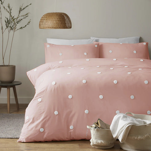 The White Moss Desert Rose Microfiber Winter Comforter With Pillow Covers